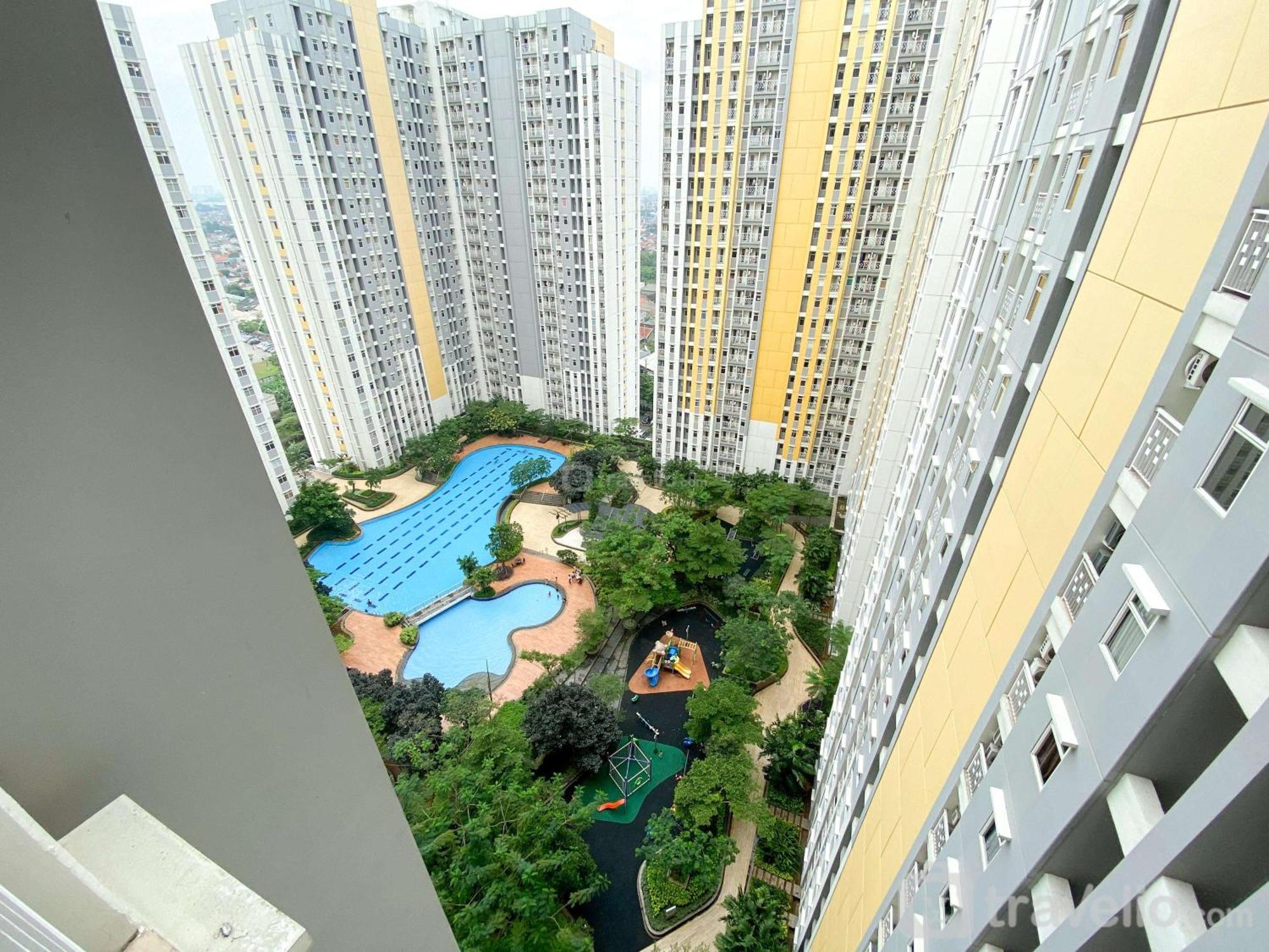 Fully Furnished Springlake Summarecon Near Mall By Travelio Apartemen Bekasi