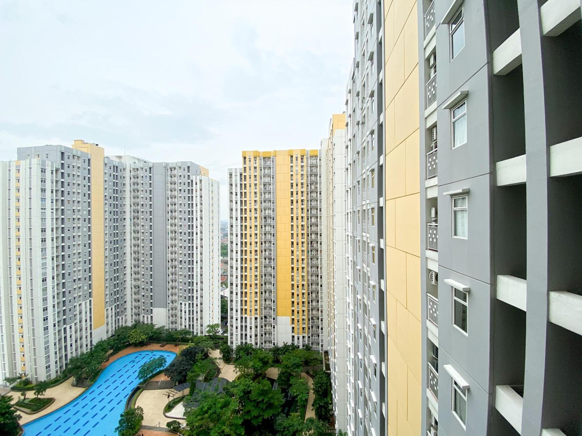 Fully Furnished Springlake Summarecon Near Mall By Travelio Apartemen *
